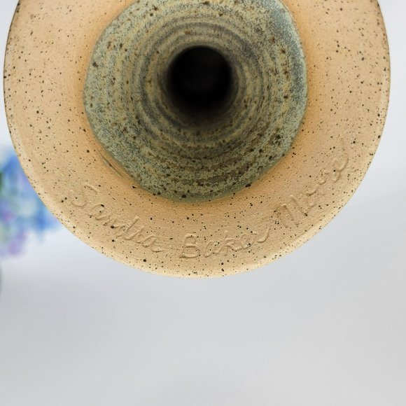 North Carolina Pottery Chalice or Candle Holder Sandra Baker Moore Blue Beige - Picture 10 of 10